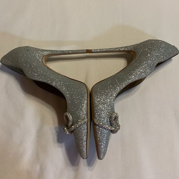 Sam Edelman Size 9 Deela pointed toe silver heels with silver rope bow detail - Picture 3 of 15